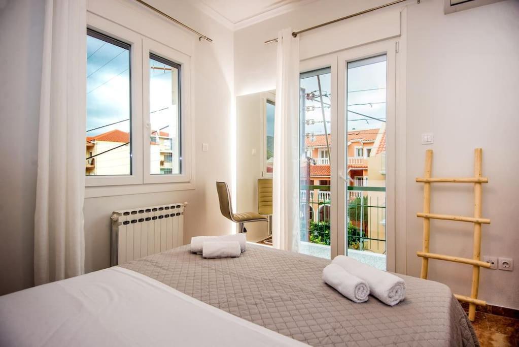 Kurti Apartments Аргостоліон Екстер'єр фото